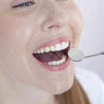 歯の根の虫歯？～大人の虫歯の特徴～